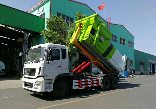 東風天龍25噸勾臂式垃圾車